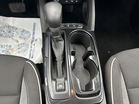 Used 2022 Chevrolet TrailBlazer LT image 21