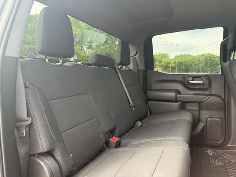 Used 2024 GMC Sierra 1500 Pro w/ Pro Value Package AWD/4WD image 11