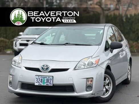 Used 2010 Toyota Prius Five image 1