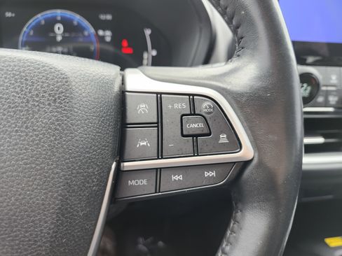 Used 2024 Toyota Grand Highlander Limited image 38