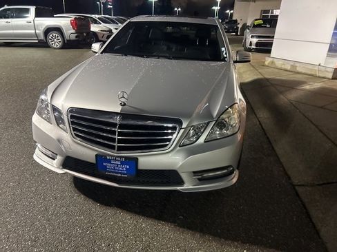 Used 2012 Mercedes-Benz E 350 Sedan image 3