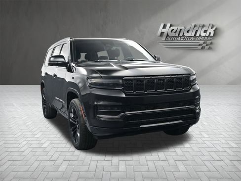 Used 2023 Jeep Grand Wagoneer Series II w/ Quick Order Packagew 28T image 3