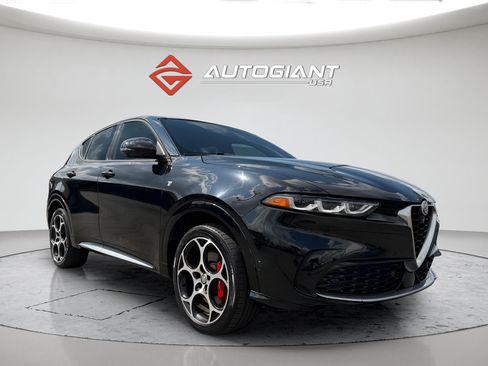 Used 2024 Alfa Romeo Tonale Ti AWD/4WD image 11