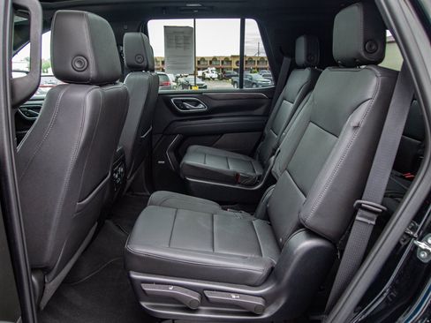 Used 2023 Chevrolet Tahoe LT w/ LT Signature Package AWD/4WD image 27