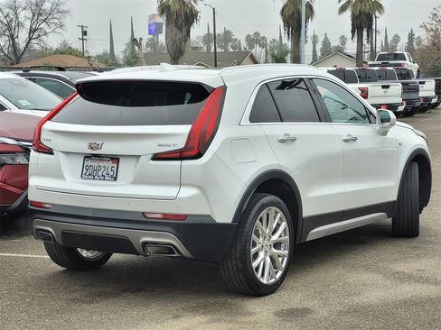 Used 2019 Cadillac XT4 Premium Luxury w/ Technology Package image 5