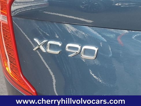 Certified 2023 Volvo XC90 B6 Plus image 30