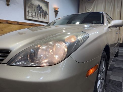 Used 2004 Lexus ES 330 image 8