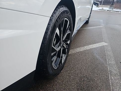 Certified 2024 Hyundai Sonata SEL image 34