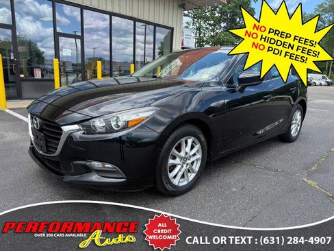 Used 2017 MAZDA MAZDA3 Sport w/ Preferred Equipment Package FWD image 4