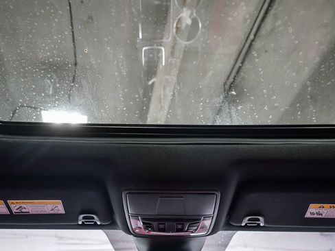 Used 2023 Acura MDX A-Spec image 18