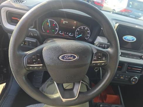 Used 2022 Ford Maverick XLT image 10