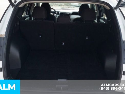 Certified 2024 Hyundai Tucson SEL image 9