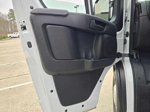 Used 2023 RAM ProMaster 2500 image 29