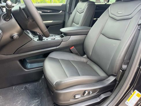 New 2025 Cadillac XT6 Premium Luxury w/ Technology Package image 22