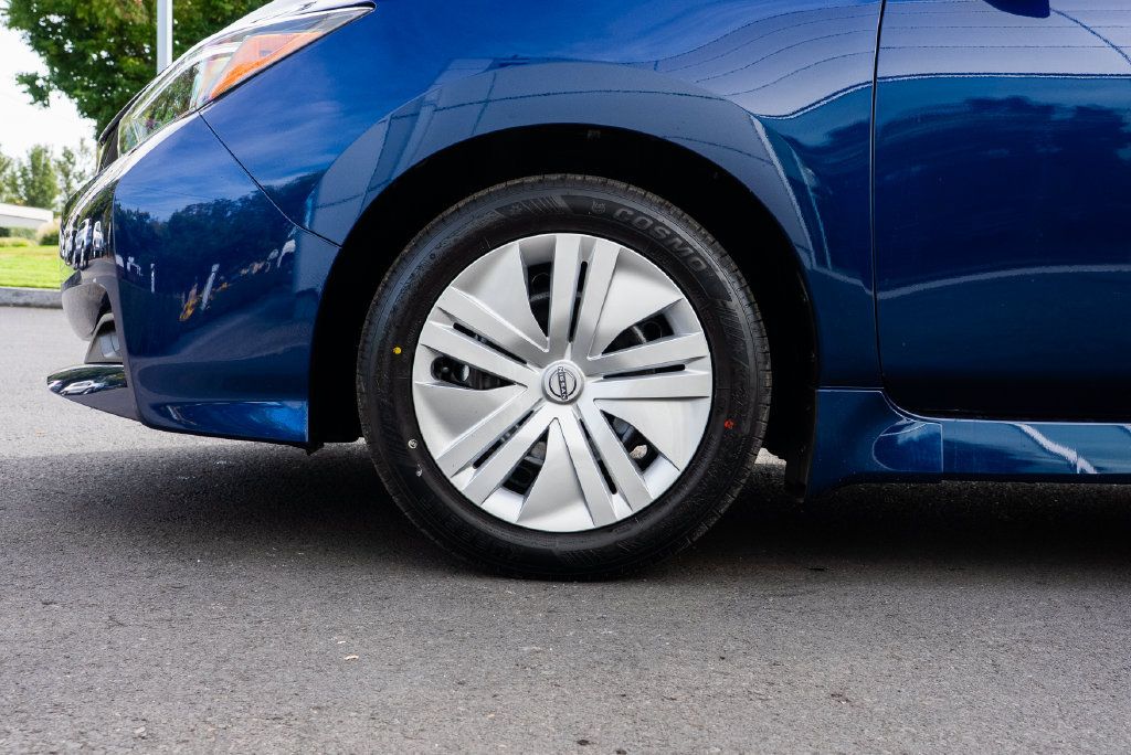 Used 2025 Nissan Leaf S FWD image 7