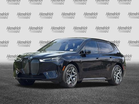 Used 2024 BMW iX xDrive50 w/ Premium Package image 9