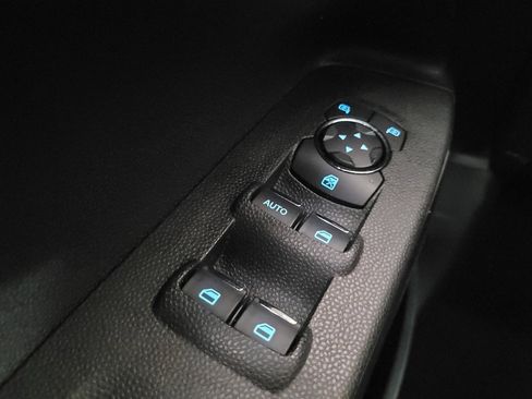 Used 2021 Ford EcoSport SE w/ SE Convenience Package image 27