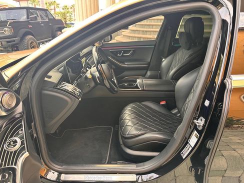 Used 2021 Mercedes-Benz S 580 4MATIC Sedan w/ Warmth & Comfort Package image 22