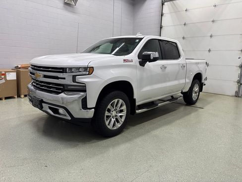 Used 2020 Chevrolet Silverado 1500 LTZ w/ LTZ Premium Package AWD/4WD image 9