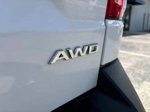 Used 2024 Ford Maverick Lariat w/ 4K Tow Package AWD/4WD image 15