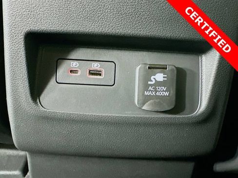 Used 2025 Nissan Frontier SV w/ SV Convenience Package RWD image 24