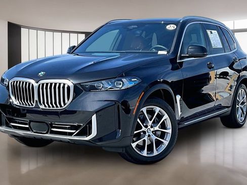 Used 2025 BMW X5 sDrive40i w/ Premium Package RWD image 1