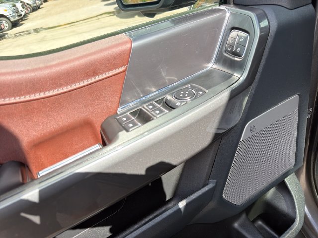 Used 2022 Ford F150 Lariat AWD/4WD image 12