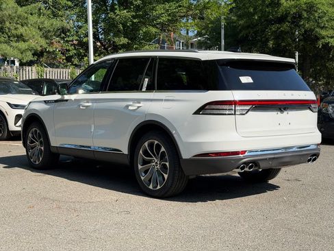 New 2026 Lincoln Aviator Reserve AWD/4WD image 4