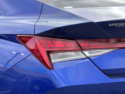 Used 2023 Hyundai Elantra Blue w/ Cargo Package image 9