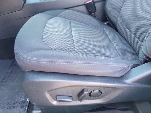 Used 2019 Ford Explorer XLT FWD image 20