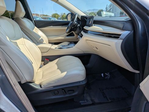 Used 2023 INFINITI QX60 Sensory AWD/4WD image 32