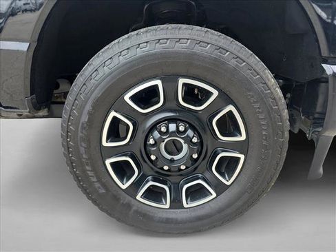 Certified 2024 Ford F350 Platinum w/ FX4 Off-Road Package AWD/4WD image 24