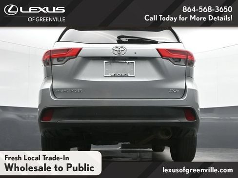 Used 2017 Toyota Highlander XLE FWD image 36