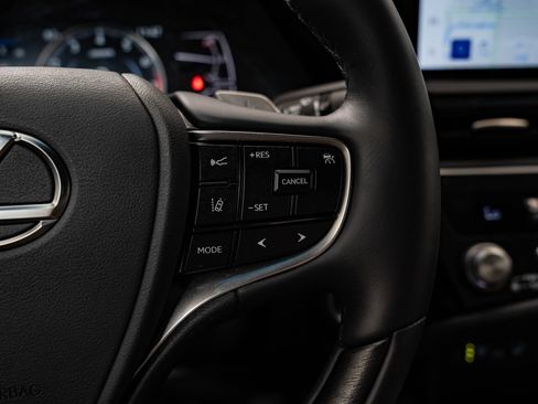 Certified 2025 Lexus ES 350 Ultra Luxury FWD image 29