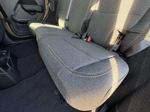 Used 2025 Jeep Wrangler Sport image 28