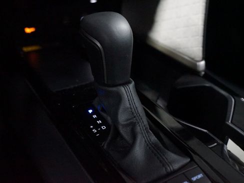Certified 2025 Toyota Camry XLE FWD image 21
