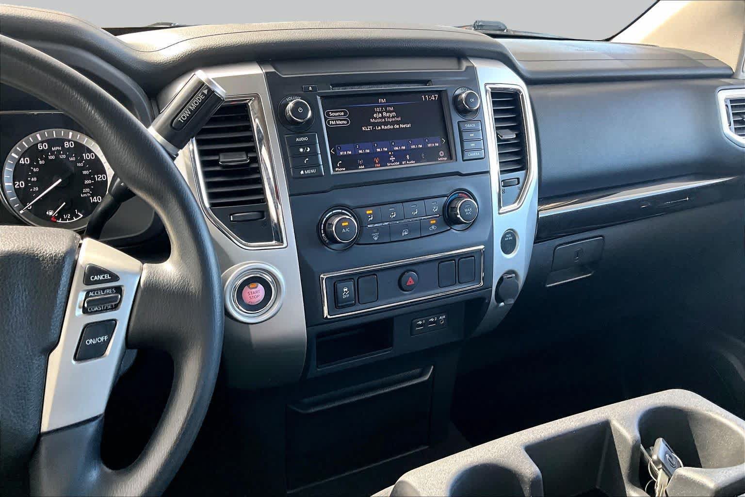 Used 2019 Nissan Titan SV RWD image 7