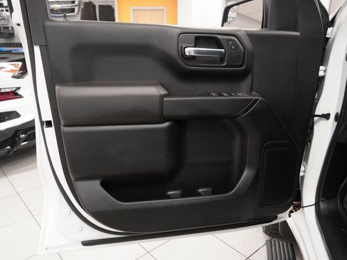 Used 2022 Chevrolet Silverado 1500 Custom w/ LPO, Dark Essentials Package image 16