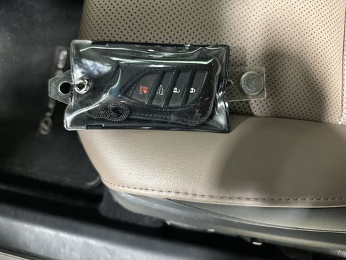 Used 2022 Lexus ES 350 w/ Premium Package image 36