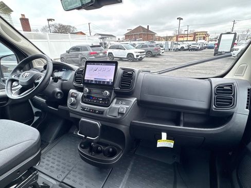 New 2024 RAM ProMaster 3500 image 18