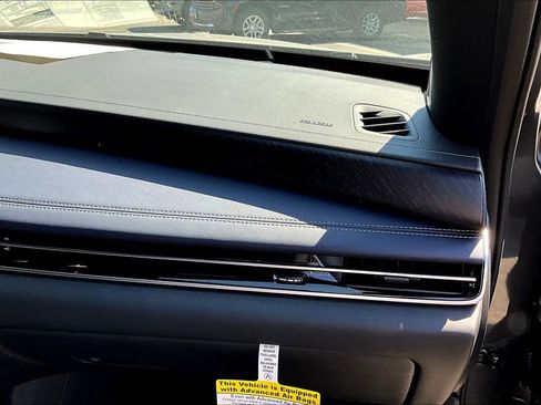 New 2026 INFINITI QX60 Sport image 19