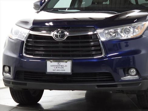 Used 2015 Toyota Highlander Limited image 3