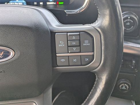 Used 2022 Ford F150 Lariat w/ Equipment Group 502A High image 18