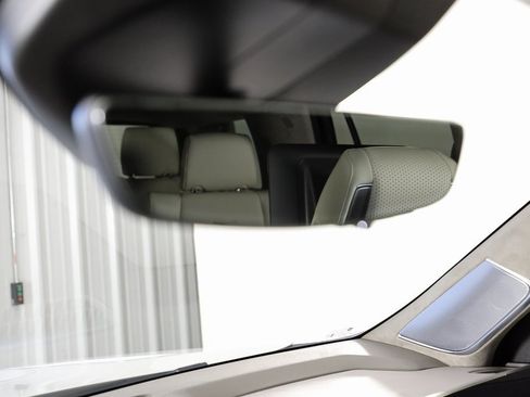 Used 2025 Cadillac Escalade Sport Platinum w/ LPO, ONYX Package image 30