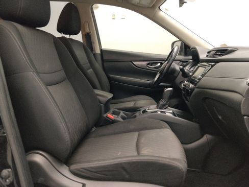 Used 2020 Nissan Rogue S w/ Special Edition Package image 21