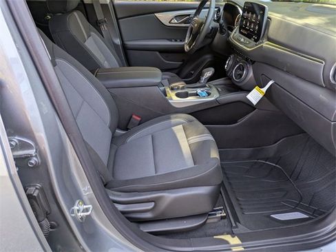 New 2025 Chevrolet Blazer LT w/ Convenience Package image 33