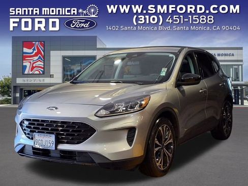 Certified 2022 Ford Escape SE w/ SE Sport Appearance Package FWD image 1