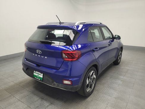 Used 2023 Hyundai Venue SEL w/ Cargo Package image 9