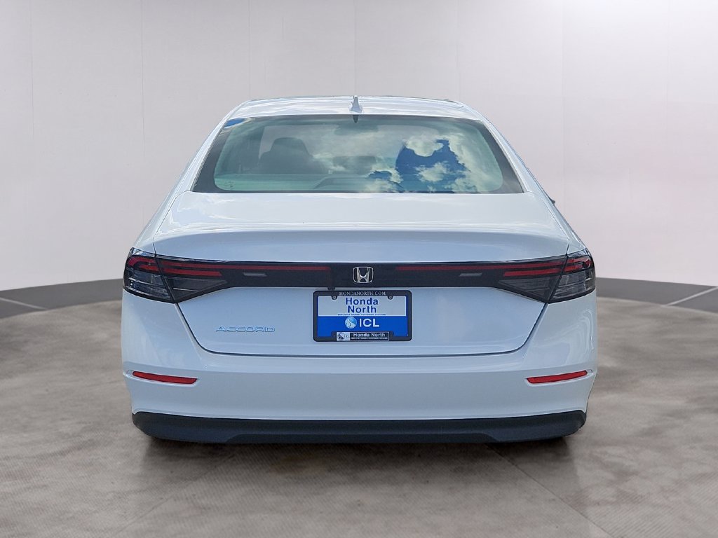 Certified 2023 Honda Accord EX image 5