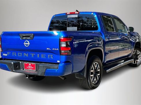 Used 2024 Nissan Frontier SL w/ Technology Package image 5